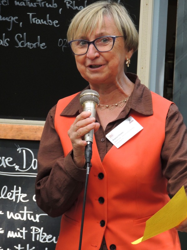 Dr. Regine Förster